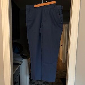 Izod Straight leg Men's Blue Khakis. 38x30